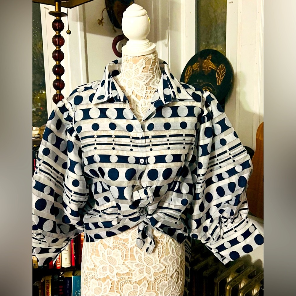 Garcia Beautiful Statement Blouse